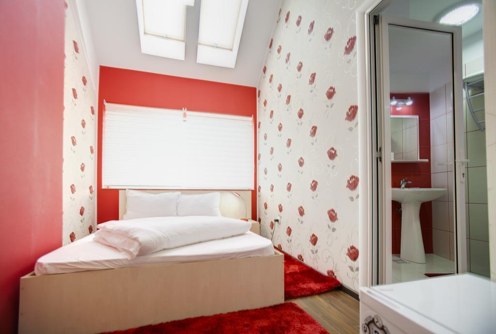 Hotel La Gil Бухарест Номер фото