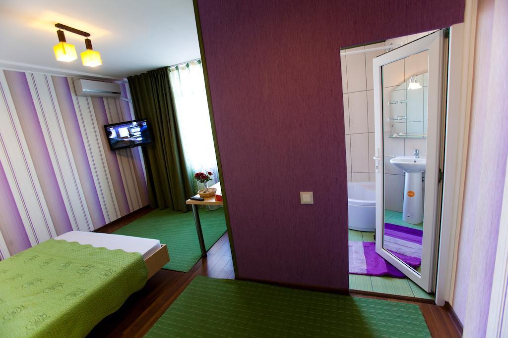 Hotel La Gil Бухарест Экстерьер фото